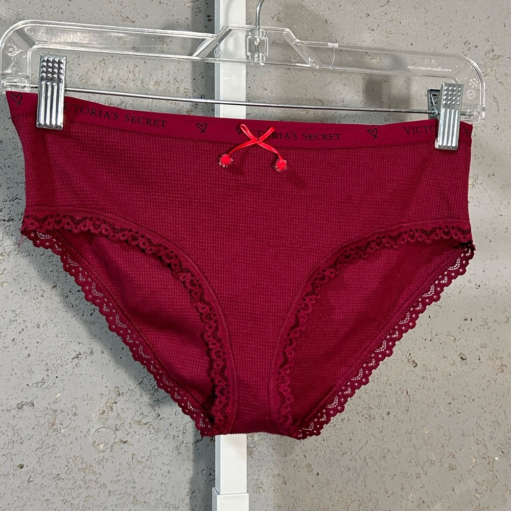 Sz M Victoria's Secret Burgundy Ribbed Lace Trim Panty